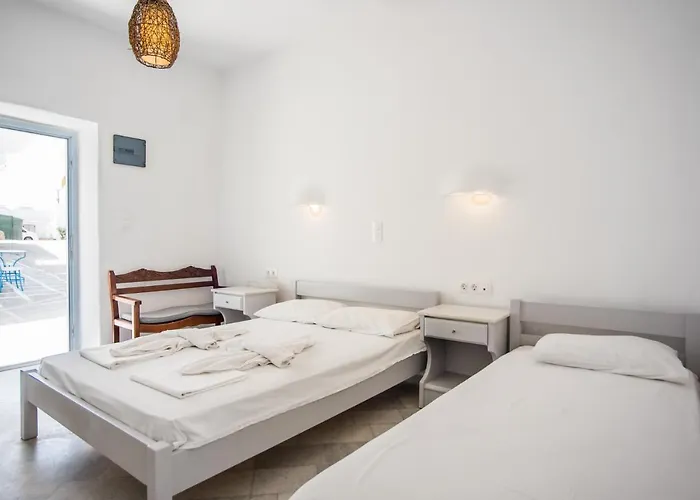 Mantalena Antiparos Town