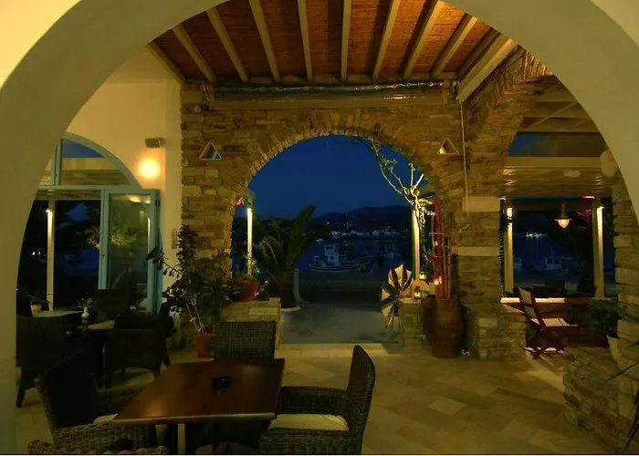 Mantalena 2* Antiparos Town