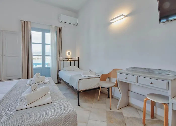 Mantalena 2* Antiparos Town