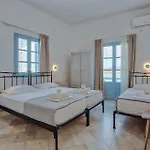Hotell Mantalena 2*