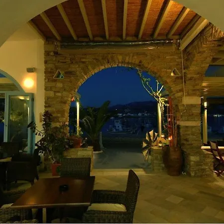 Mantalena 2* Antiparos Città