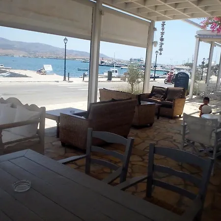 Mantalena Antiparos Città