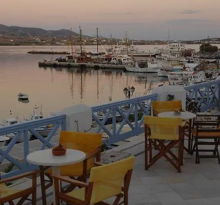 Mantalena Antiparos Città