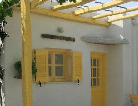 Mantalena Hotel 2*